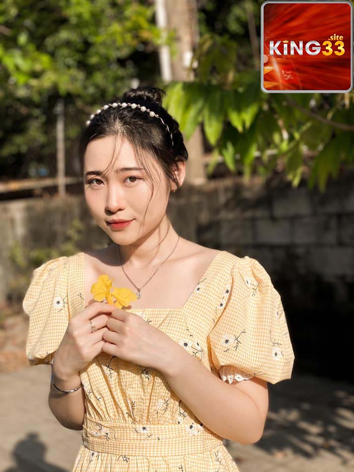 Hồng Yến